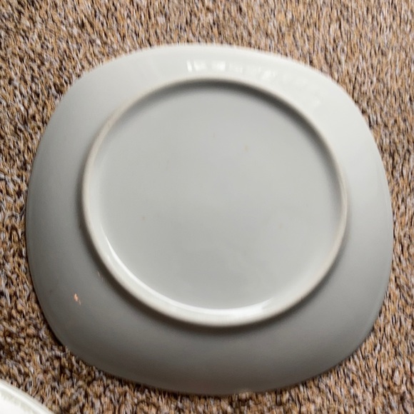 3 dinner plates excellent condition 9 3/4” - Picture 6 of 11